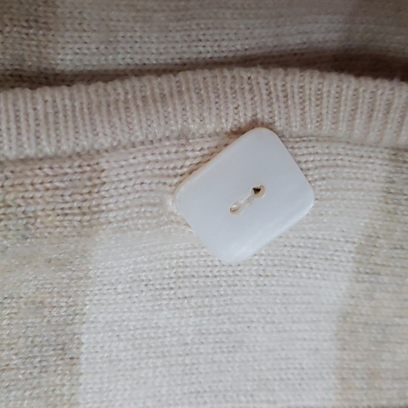 Saks fifth Ave cashmere silk cardigan, neutral stripe, cozy, women's size small - Picture 5 of 7